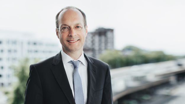 Dr. Sebastian Kuck - Lawyer